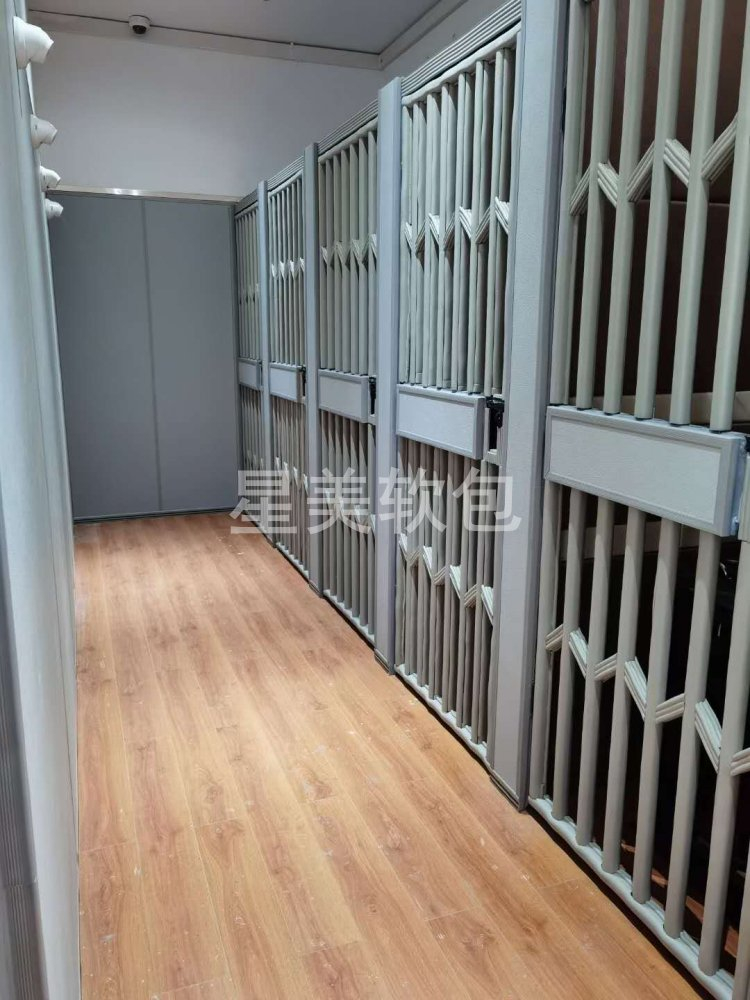 南江法院羈押室防撞軟包墻面安全防撞建設案例